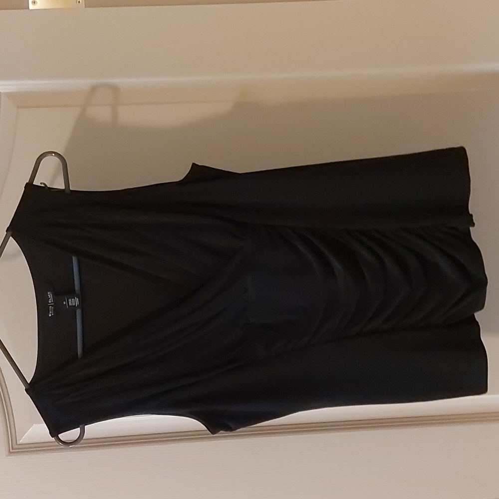Black v-neck shell top